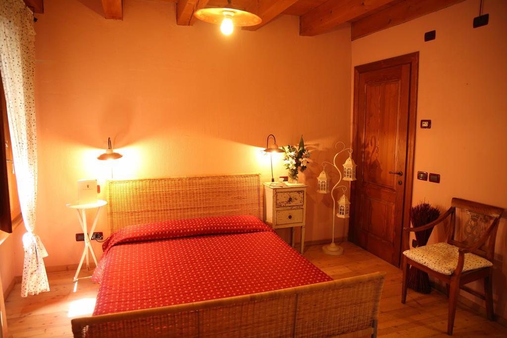 Agriturismo Corte Pellegrini San Martino Buon Albergo Room photo