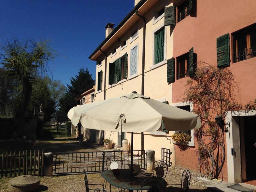 Agriturismo Corte Pellegrini San Martino Buon Albergo Exterior photo